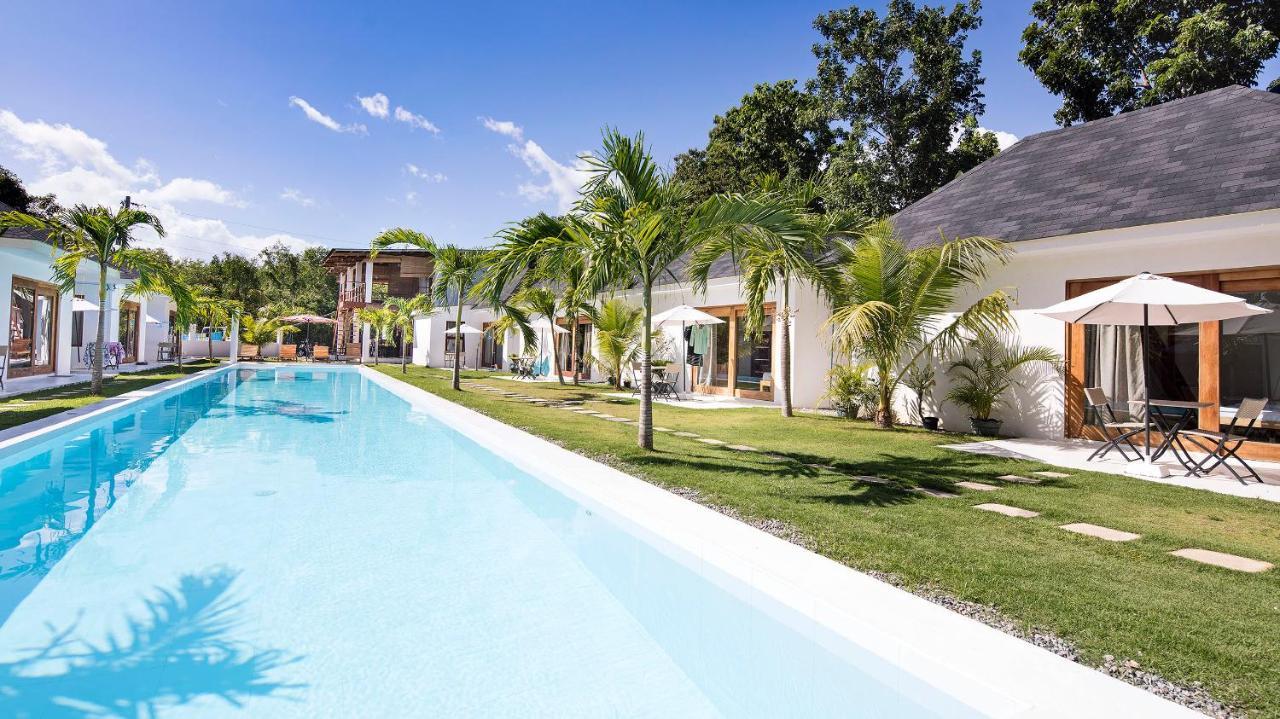 Island World Panglao Hotel Exterior photo