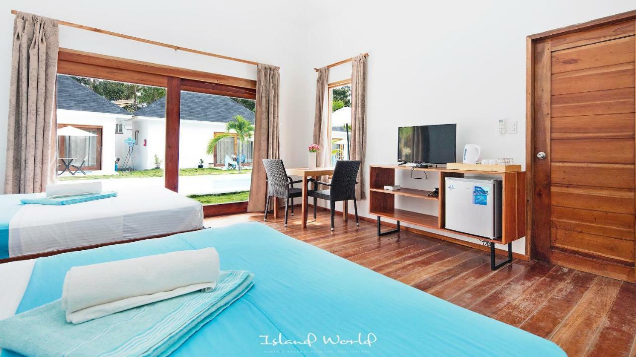 Island World Panglao Hotel Exterior photo